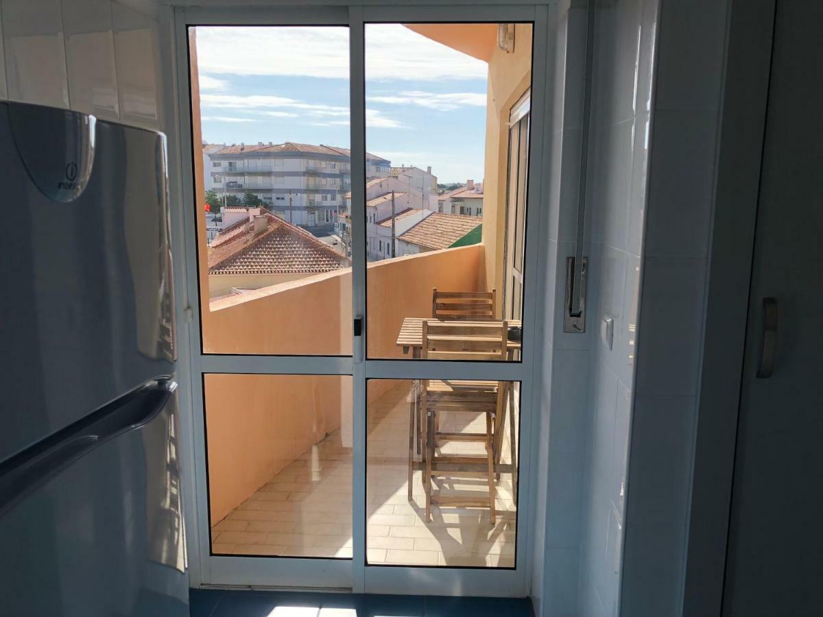 Gamboa Surf Apartment Peniche Eksteriør billede
