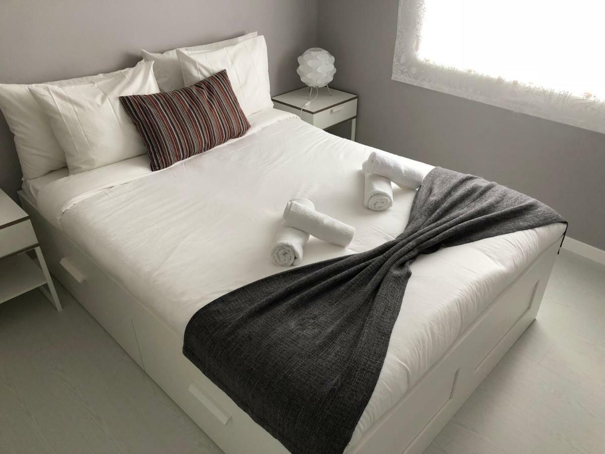 Gamboa Surf Apartment Peniche Eksteriør billede