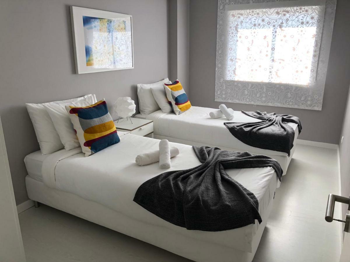 Gamboa Surf Apartment Peniche Eksteriør billede